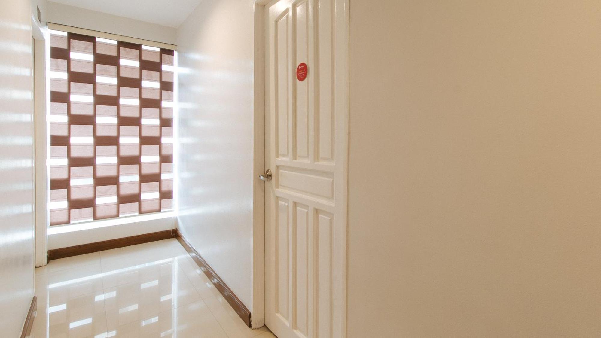 Reddoorz Near Bambang Station Hotel Manila Bagian luar foto